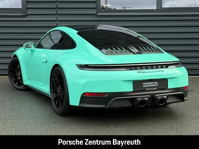 Gebraucht Porsche 911 Carrera 4 GTS 541 PS (397 kW) 2026 Hellgruen Coupé