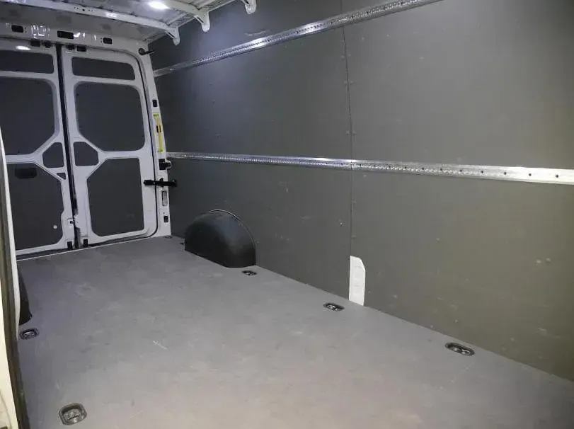 Gebraucht VW Crafter 177 PS (130 kW) 2025 Candy weiss Van