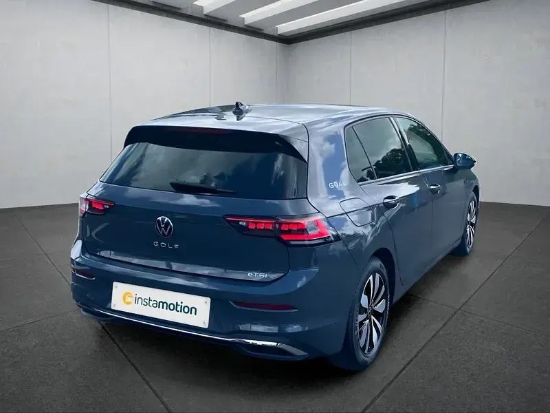 Gebraucht VW Golf VIII 150 PS (110 kW) 2025 Grau Kleinwagen