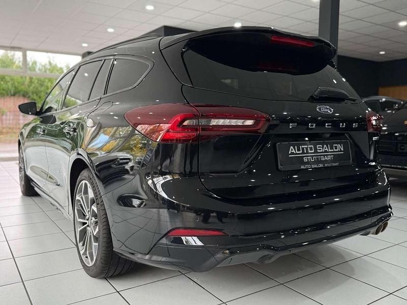Gebraucht Ford Focus ST-Line 155 PS (114 kW) 2023 Schwarz Kombi