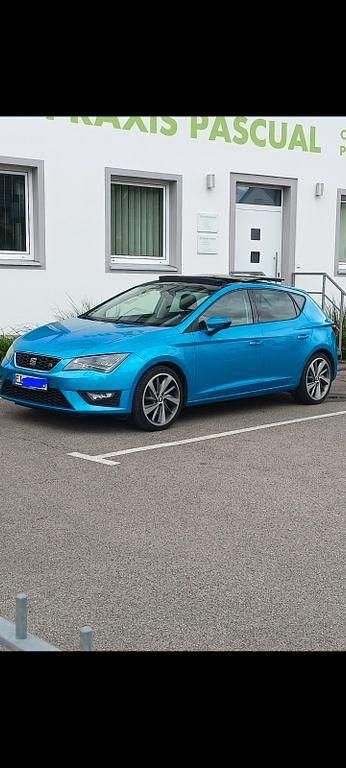 Blau Gebraucht 2016 Seat Leon FR Limousine | 12.700 € (Fairer Preis) - Bild 1/4