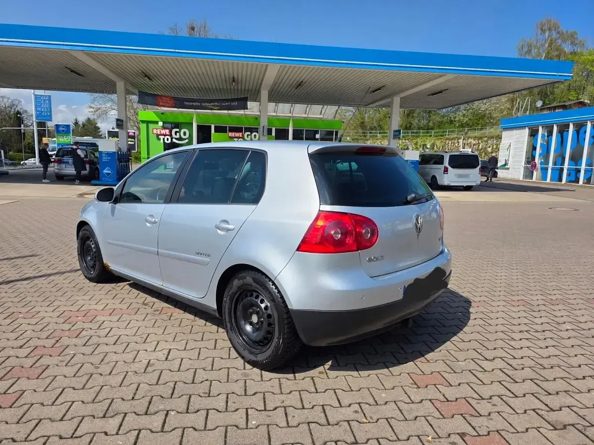 Gebraucht VW Golf V 2008 Grau Kleinwagen