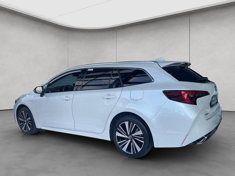 Neu Toyota Corolla 178 PS (130 kW) 2025 Weiß Kombi