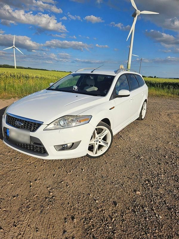 Weiß Gebraucht 2010 Ford Mondeo Kombi | 3.400 € (Fairer Preis) - Bild 1/4