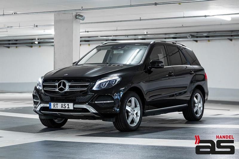 Schwarz Gebraucht 2015 Mercedes GLE350 AMG SUV | 34.890 € (Fairer Preis) - Bild 1/4