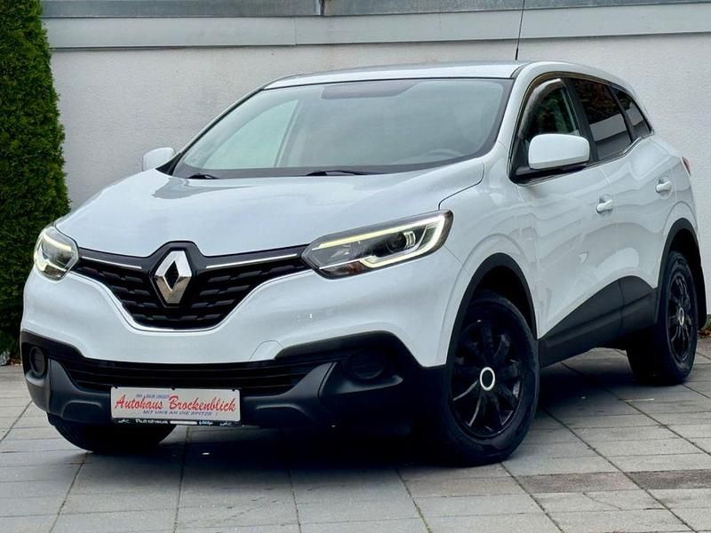 Weiß Gebraucht 2016 Renault Kadjar Life SUV | 9.900 € (Fairer Preis) - Bild 1/4