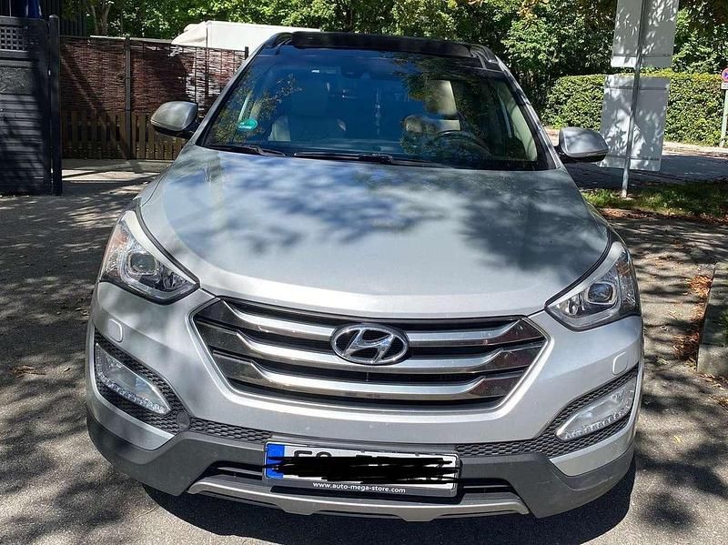 Gebraucht 2015 Hyundai Santa Fe Style SUV | 11.990 € (Fairer Preis) - Bild 1/4