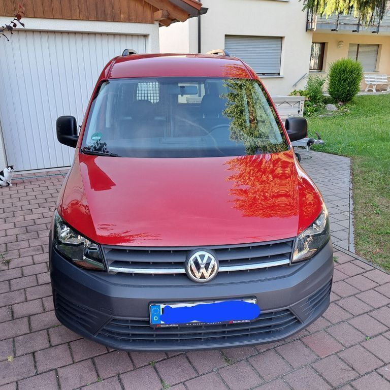 Gebraucht VW Caddy Maxi 110 PS (80 kW) 2017 Rot Van / Kleinbus