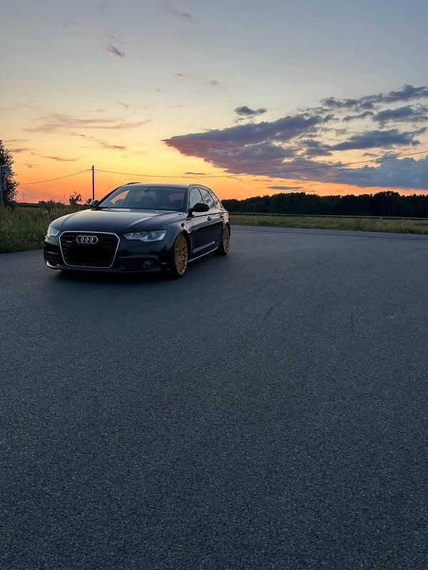 Gebraucht Audi A6 Comfort 320 PS (235 kW) 2012 Schwarz Kombi