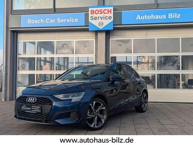 Gebraucht Audi A3 Advanced 116 PS (85 kW) 2022 Navarrablau Limousine