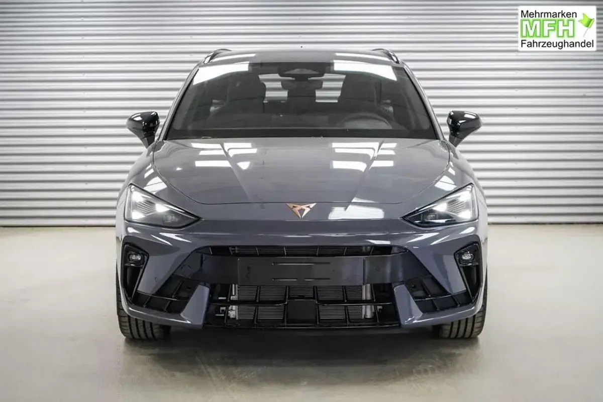 Uusi Cupra Leon 204 HP (150 kW) 2026 Harmaa Farmari