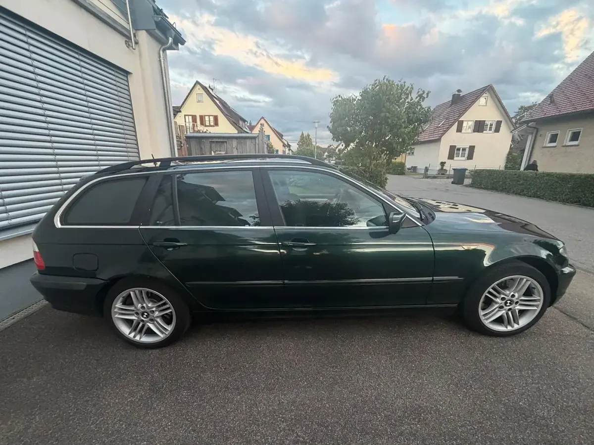 Gebraucht BMW 330 Comfort Edition 204 PS (150 kW) 2003 Grün Kombi
