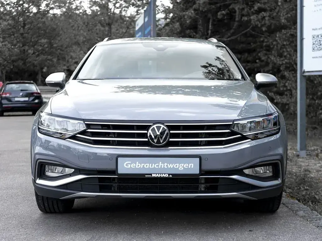 Gebraucht VW Passat Alltrack 200 PS (147 kW) 2023 Grau Kombi