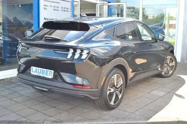 Gebraucht Ford Mustang Mach-E S 202 kW (276 PS) 2025 Schwarz SUV