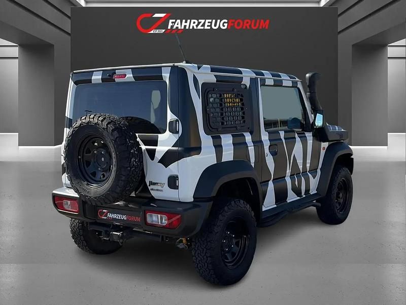 Second-hand Suzuki Jimny 102 CP (75 kW) 2020 Alb SUV