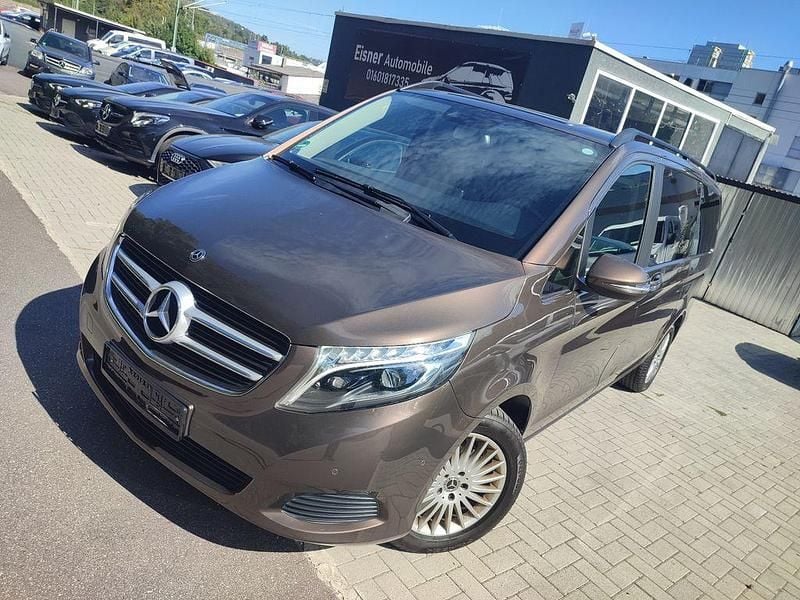 Usata Mercedes V220 163 CV (119 kW) 2019 Marrone Monovolume