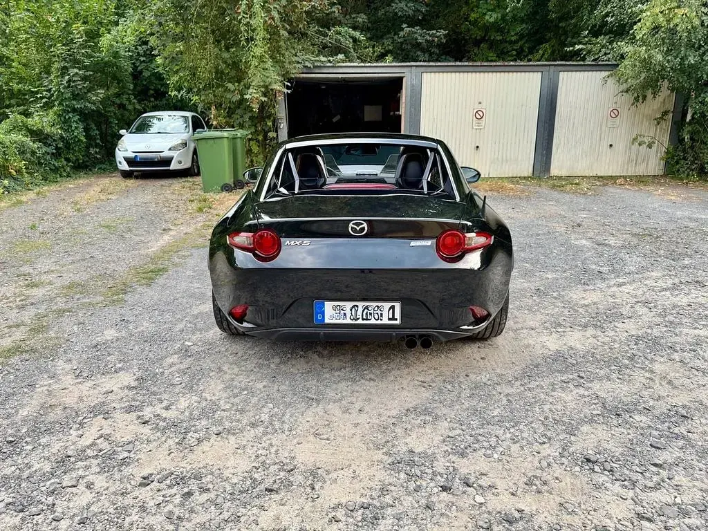 Gebraucht Mazda MX5 Inclusive 160 PS (117 kW) 2017 Schwarz Cabrio