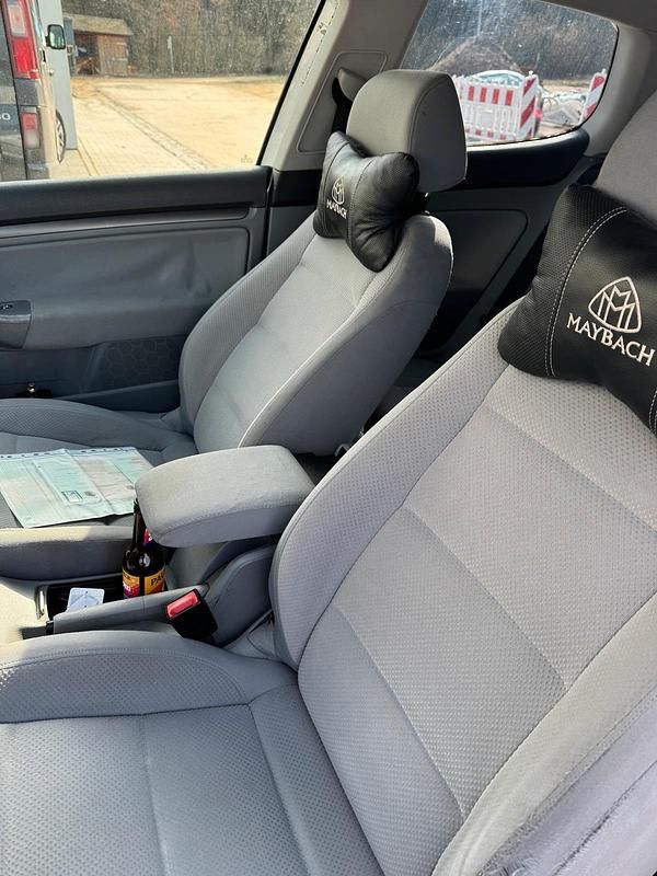 Gebraucht VW Golf V 105 PS (77 kW) 2004 Grau Kleinwagen