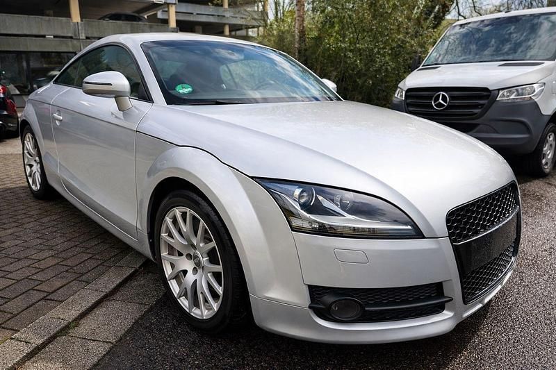 Używany Audi TT Design 160 KM (117 kW) 2010 Srebrny Coupe