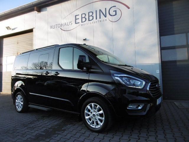 Gebraucht Ford Tourneo Titanium 170 PS (125 kW) 2018 Schwarz Kombi