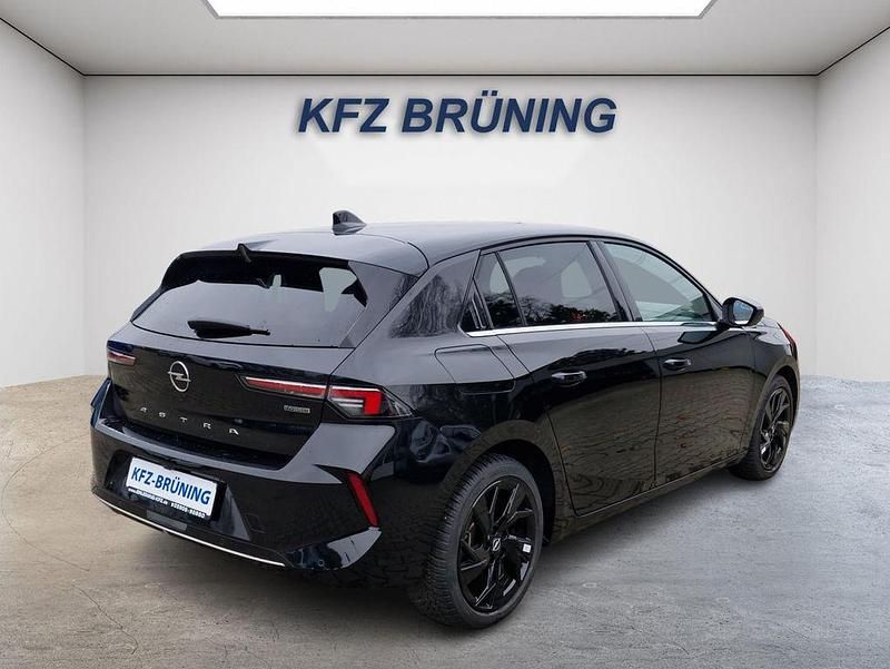 Gebraucht Opel Astra Elegance 179 PS (131 kW) 2022 Schwarz Limousine