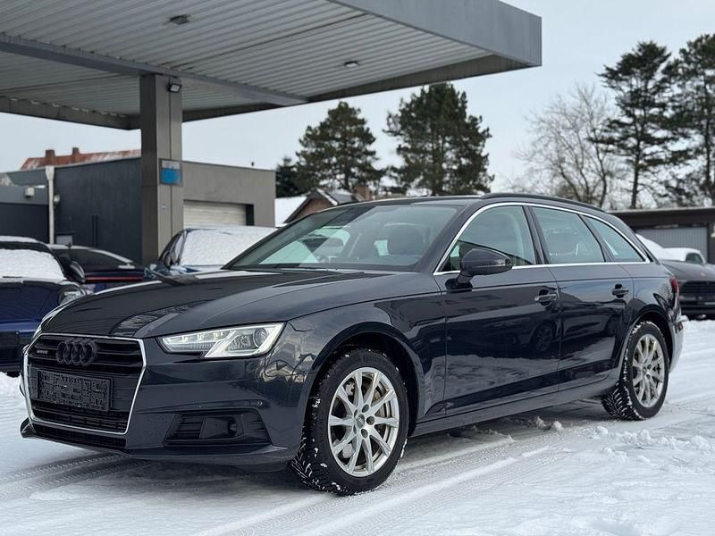 Gebraucht Audi A4 Ambiente 272 PS (200 kW) 2016 Blau Kombi