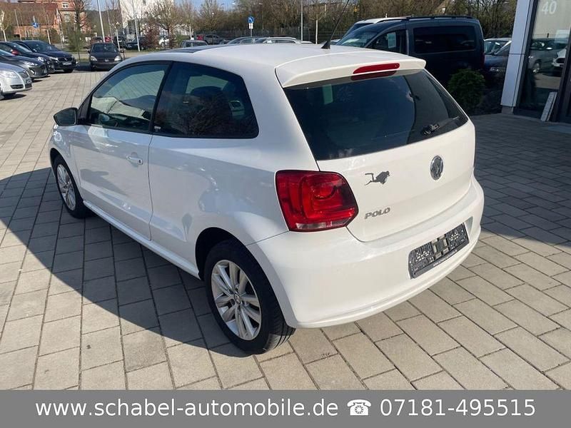 Gebraucht VW Polo Style 69 PS (50 kW) 2012 Weiß Kleinwagen