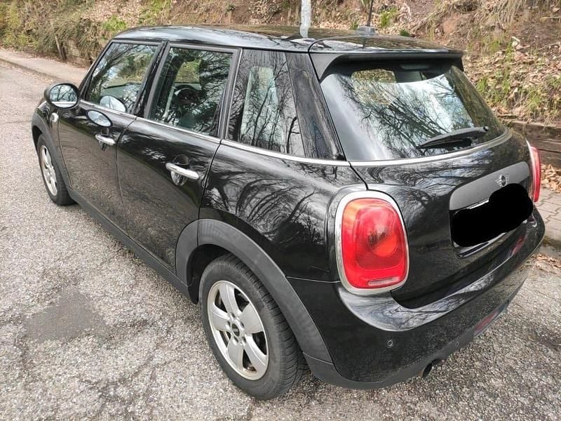Second-hand Mini Cooper 105 CP (77 kW) 2015 Negru Hatchback