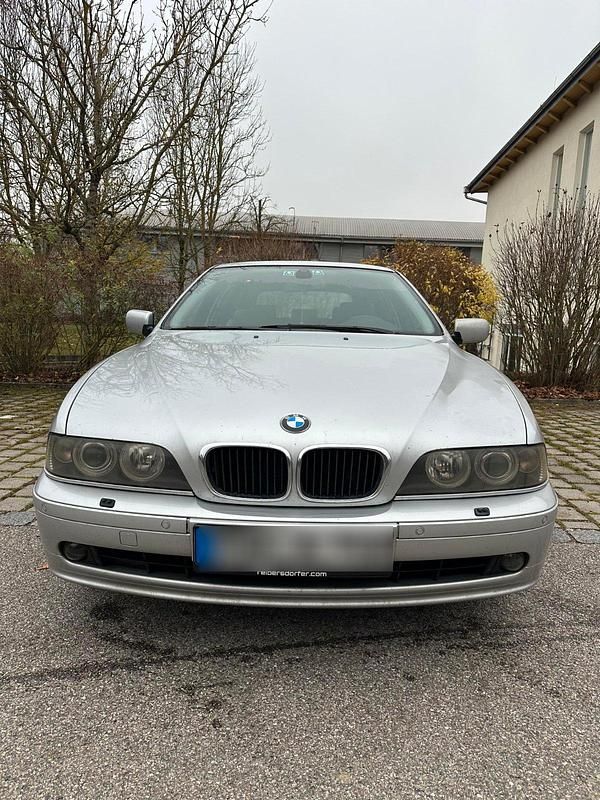 Gebraucht BMW 525 192 PS (141 kW) 2003 Silber Kombi