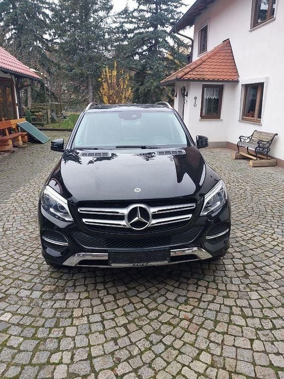 Gebraucht Mercedes GLE350 258 PS (189 kW) 2017 Schwarz SUV