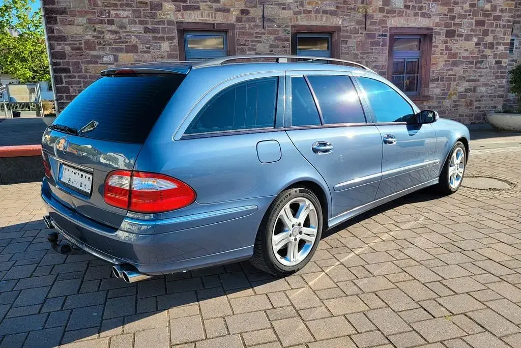 Second-hand Mercedes 280 231 CP (169 kW) 2006 Albastru Berlinǎ
