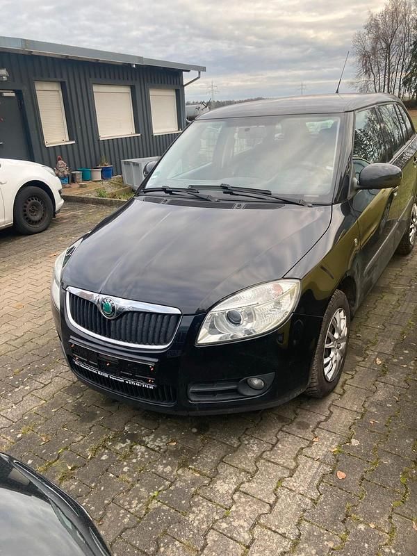 Schwarz Gebraucht 2009 Skoda Fabia Ambiente Kombi | 3.300 € (Fairer Preis) - Bild 1/4