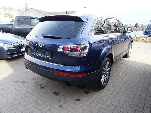 Używany Audi Q7 S-Line 280 KM (205 kW) 2007 Niebieski SUV