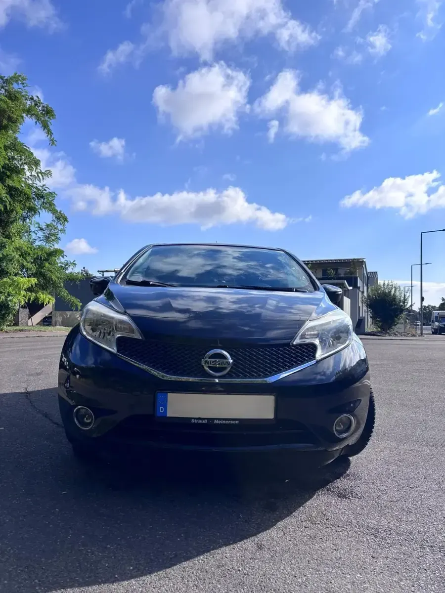 Gebraucht Nissan Note Tekna 80 PS (58 kW) 2015 Schwarz Kleinwagen