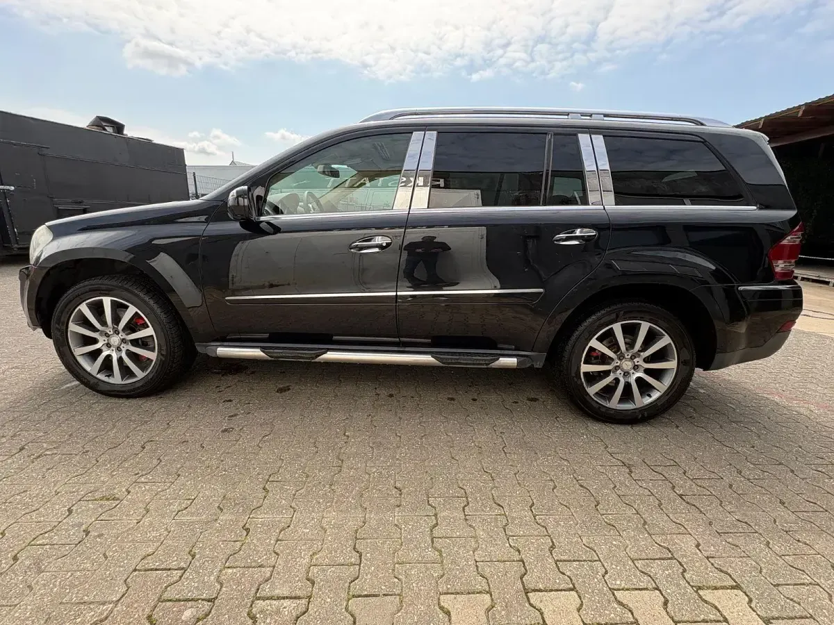 Gebraucht Mercedes GL420 306 PS (225 kW) 2008 Schwarz SUV