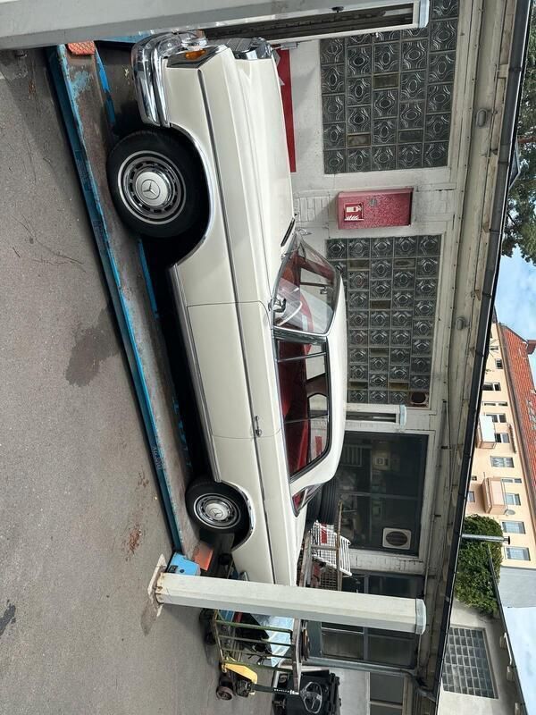 Weiß Gebraucht 1965 Mercedes 300 Coupé | 55.500 € - Bild 1/4