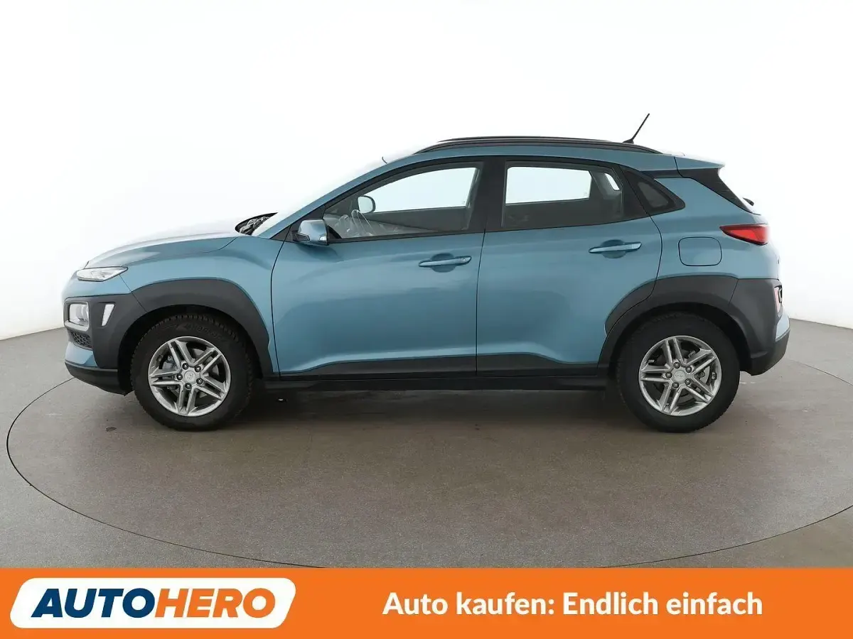 Gebraucht Hyundai Kona Select 120 PS (88 kW) 2019 Blau SUV