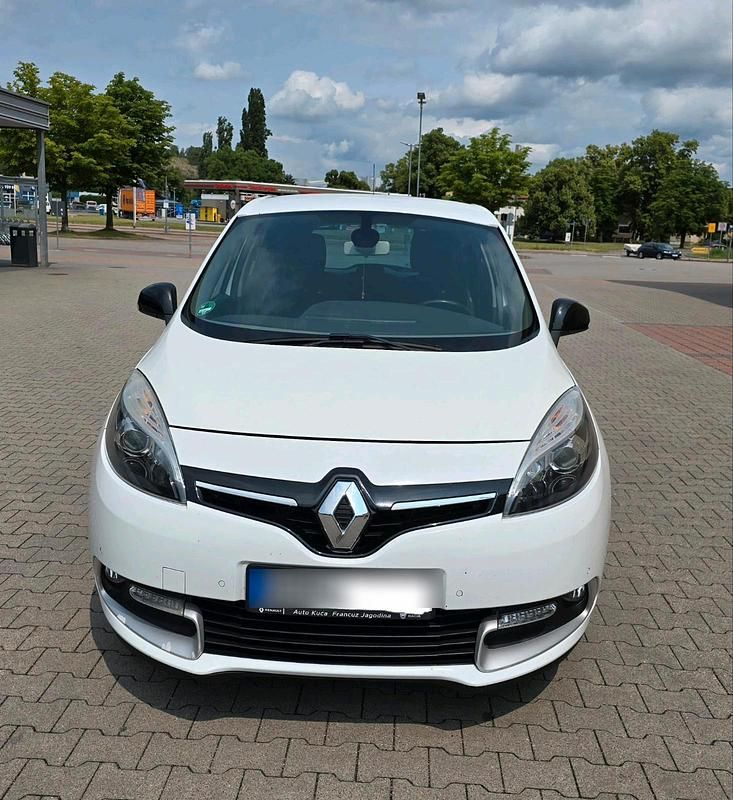 Weiß Gebraucht 2016 Renault Scénic III Van / Kleinbus | 4.700 € (Fairer Preis) - Bild 1/4