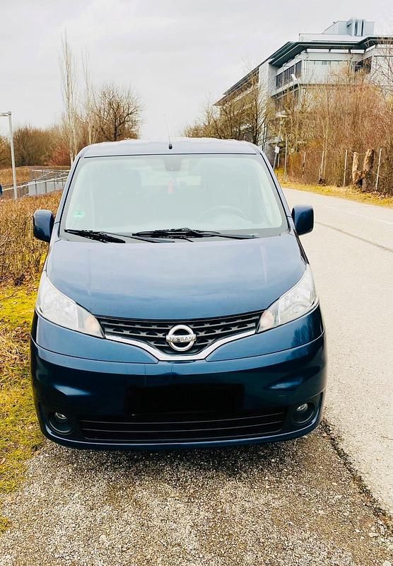 Blau Gebraucht 2014 Nissan Evalia Van / Kleinbus | 6.150 € (Guter Preis) - Bild 1/4