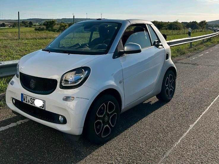Gebraucht Smart ForTwo Cabrio 90 PS (66 kW) 2018 Weiß Cabrio