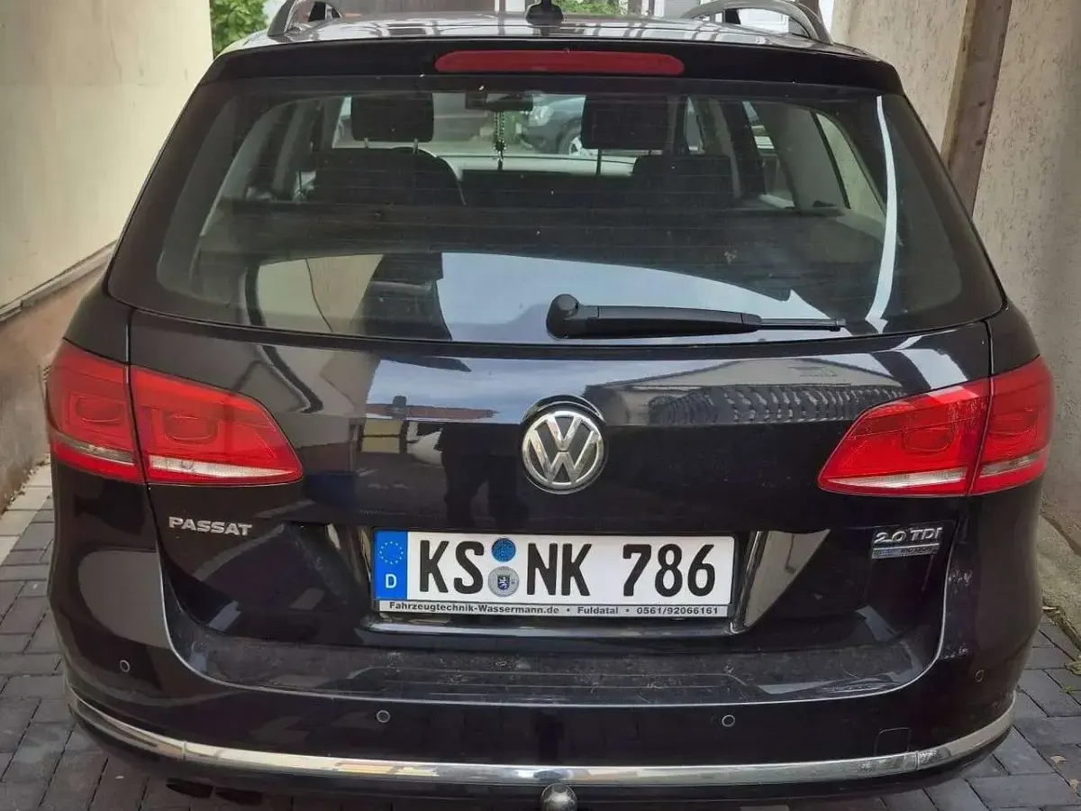 Gebraucht VW Passat Exclusive 140 PS (102 kW) 2011 Schwarz Kombi