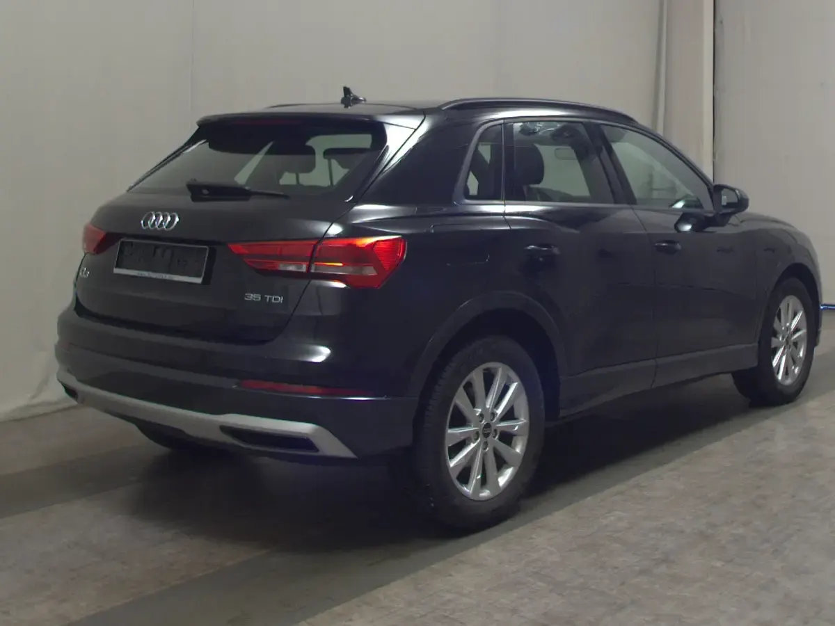Gebraucht Audi Q3 Advanced 150 PS (110 kW) 2022 Schwarz SUV