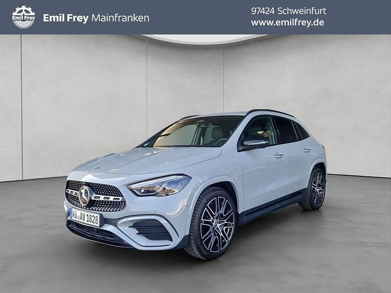 Grau Gebraucht 2025 Mercedes GLA180 AMG SUV | 41.650 € (Fairer Preis) - Bild 1/4