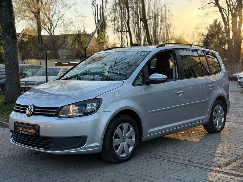 Gebraucht VW Touran 140 PS (102 kW) 2012 Silber Van / Kleinbus