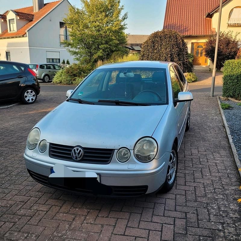 Silber Gebraucht 2004 VW Polo Kleinwagen | 1.250 € (Guter Preis) - Bild 1/4