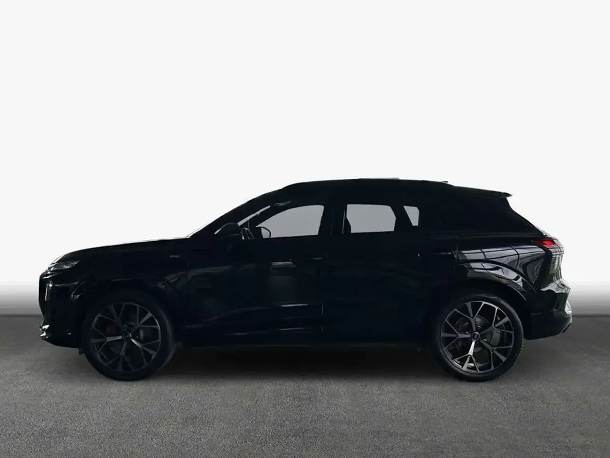 Neu Audi Q3 Sport 265 PS (194 kW) 2026 Schwarz SUV