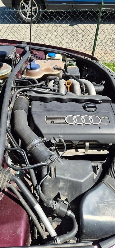 Usata Audi A4 130 CV (95 kW) 1996 Andere farben Station wagon