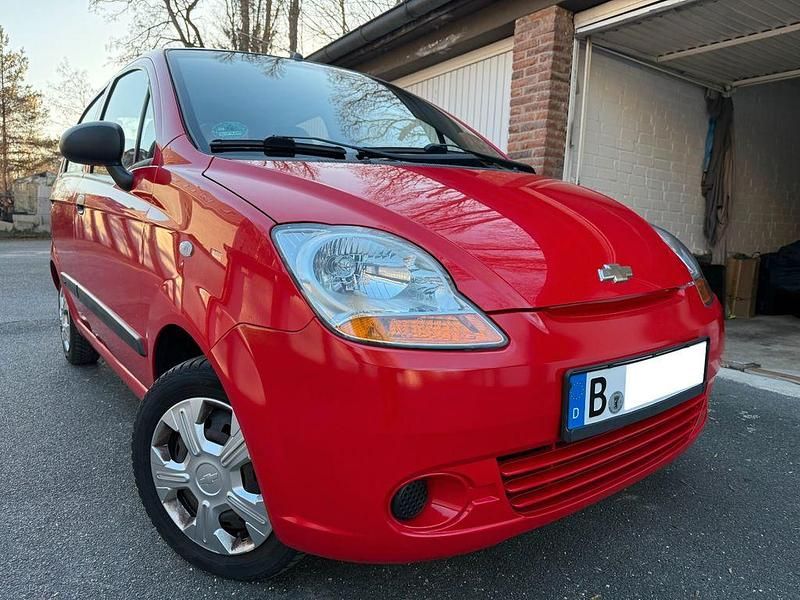 Gebraucht Chevrolet Matiz 52 PS (38 kW) 2009 Rot Kleinwagen