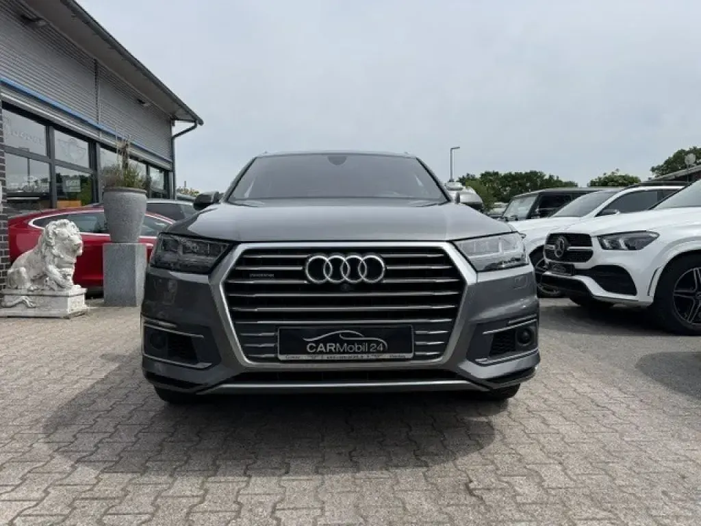 Gebraucht Audi Q7 258 PS (189 kW) 2016 Grau (graphit(meteor)grau) (metallic) SUV