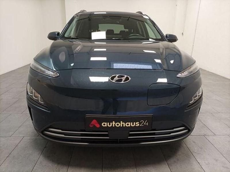 Gebraucht Hyundai Kona Trend 100 kW (136 PS) 2022 Blau SUV